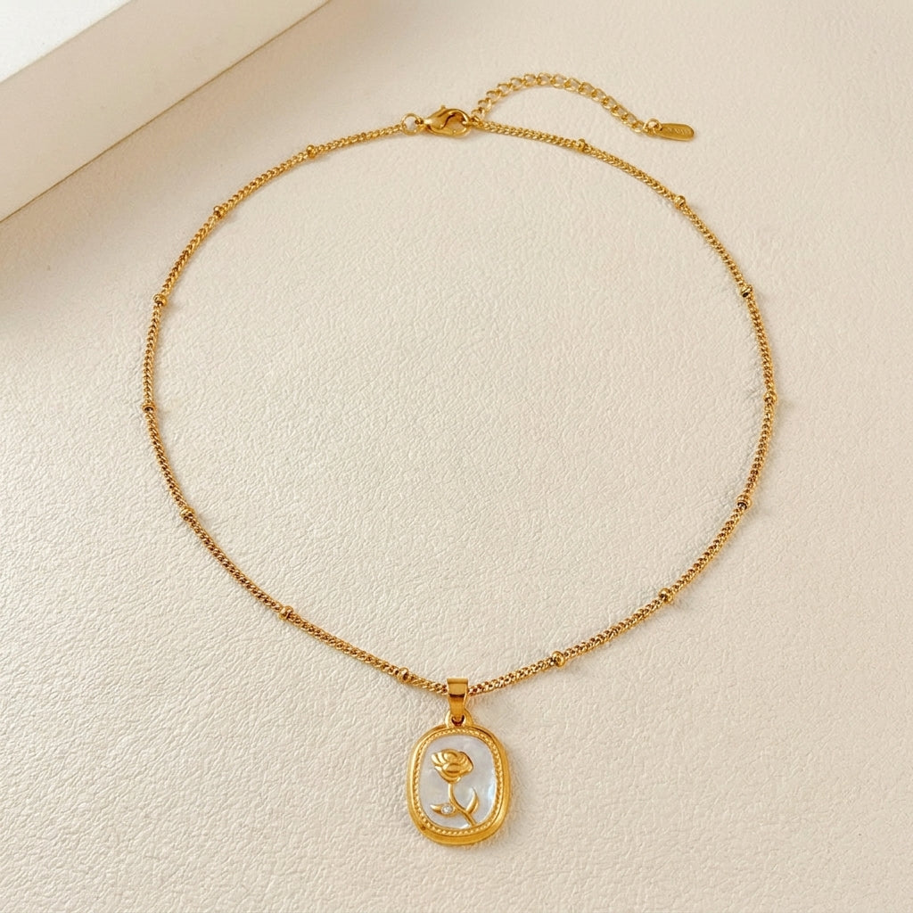 Bare Bloom Pendant Necklace