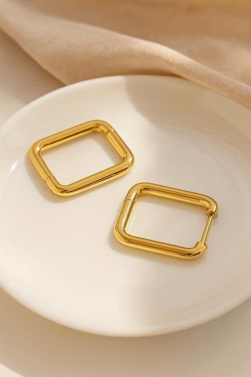 EverFine- Luna Square Hoop Earrings