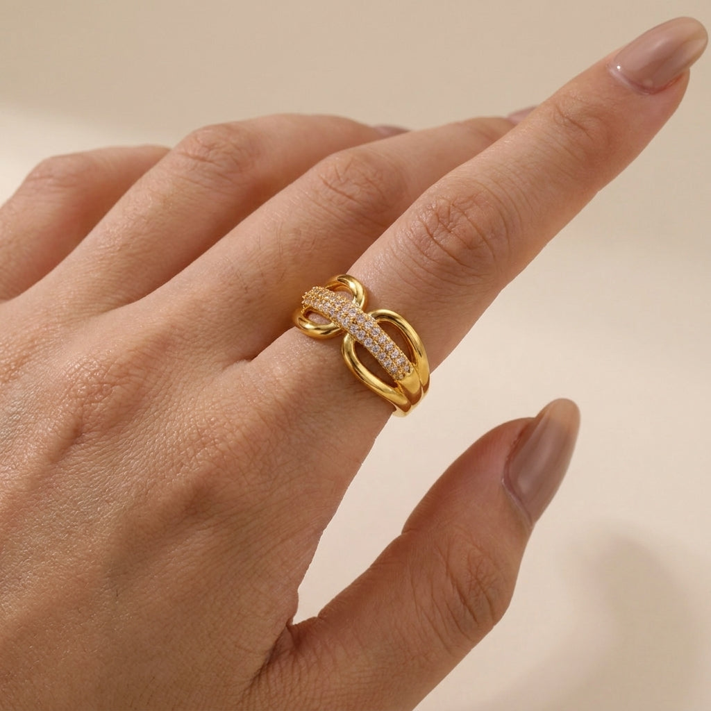 Diova Ring