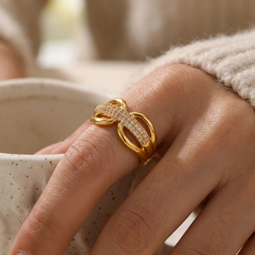 Diova Ring