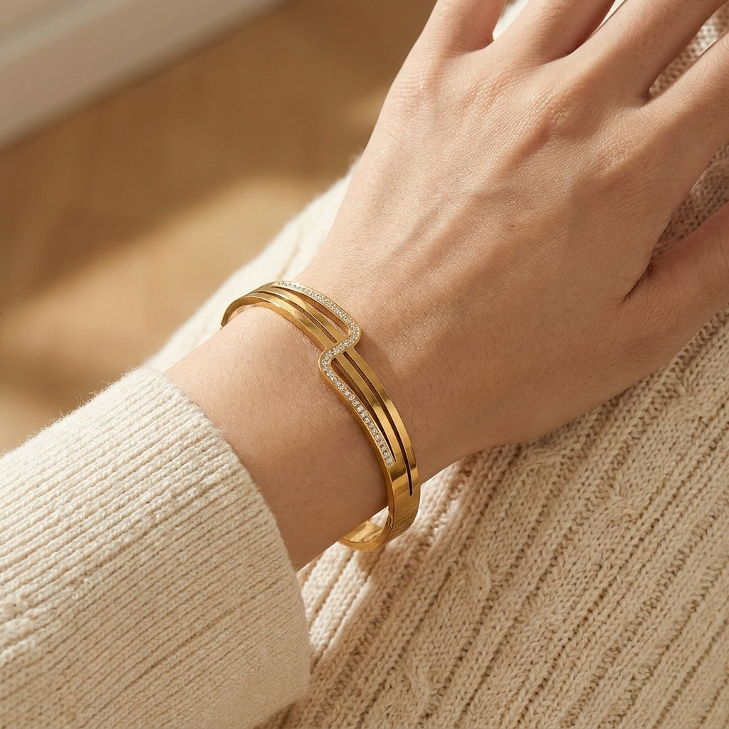 Gilded Glow Bracelet