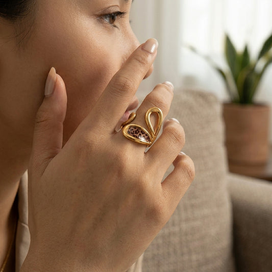Leora Ring