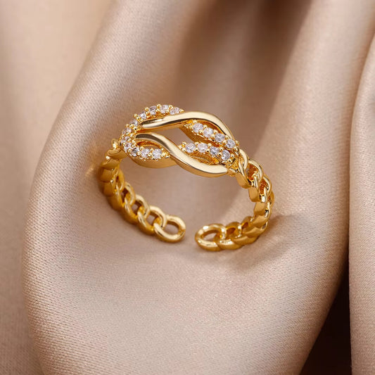 Lurina Ring