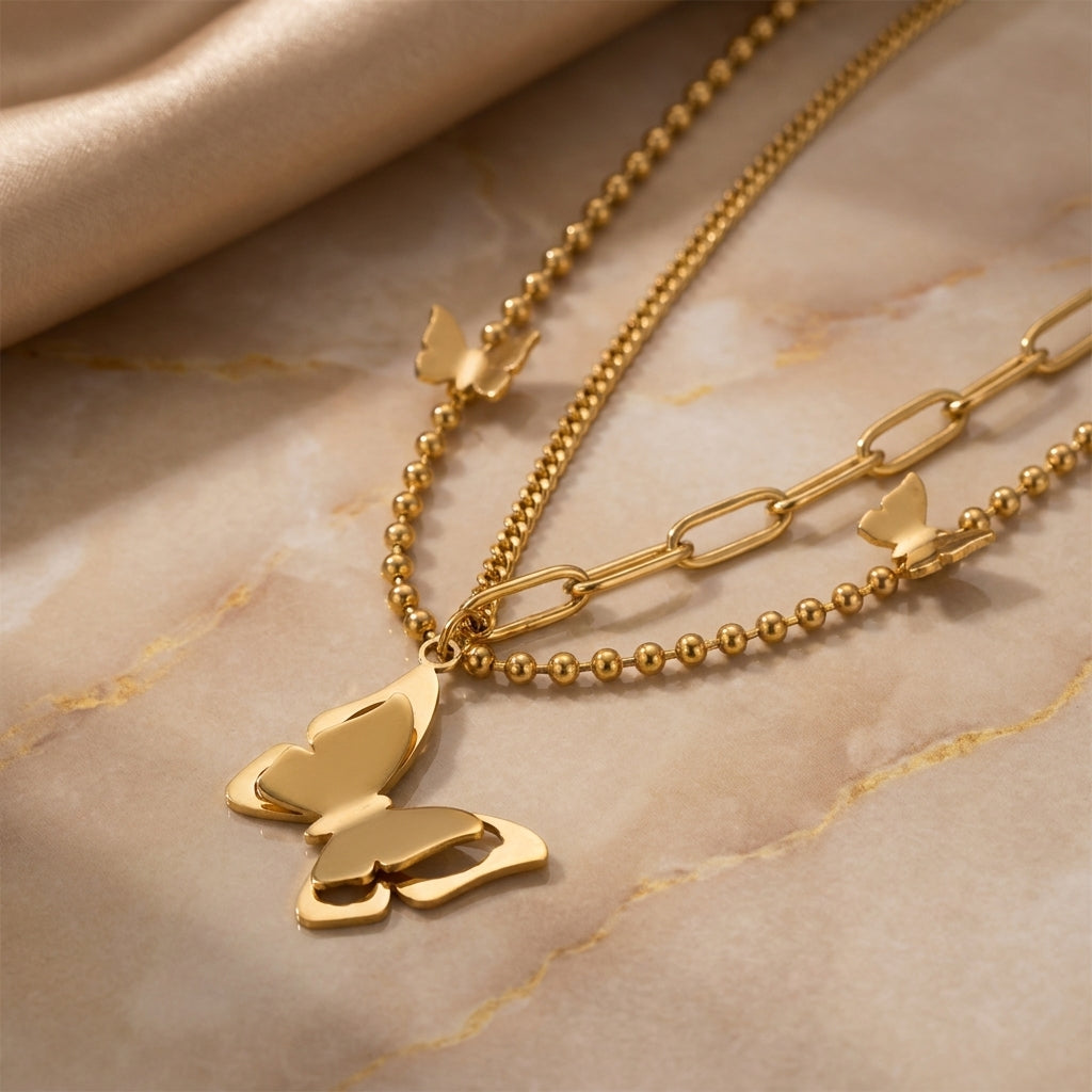 Veloura Pendant Necklace